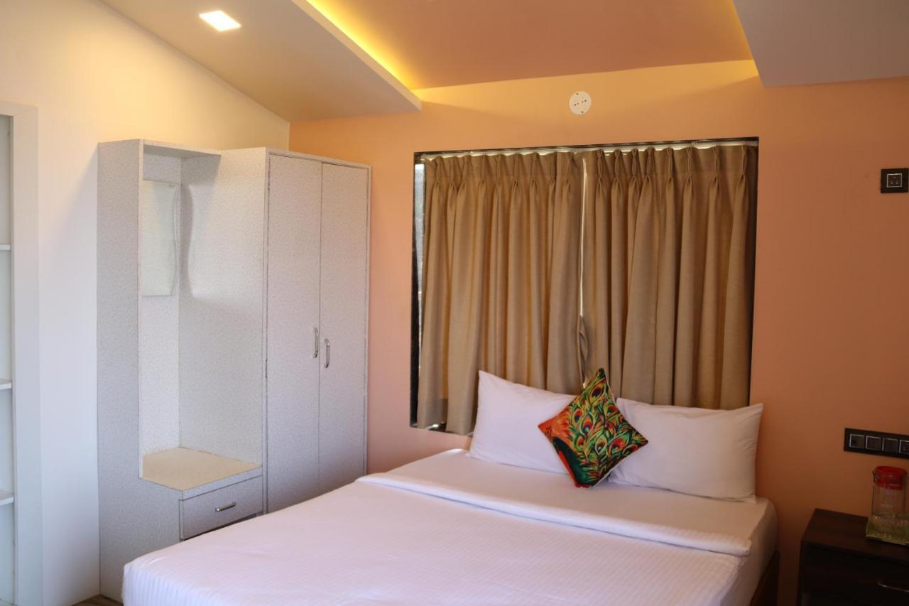 Pooja Villa Suites-Rooms And Pool, Igatpuri Exteriör bild