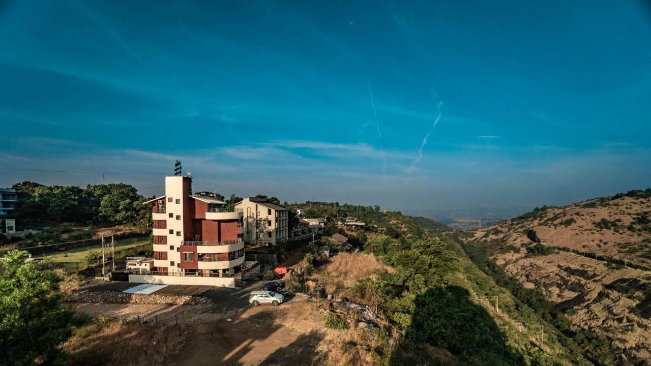 Pooja Villa Suites-Rooms And Pool, Igatpuri Exteriör bild